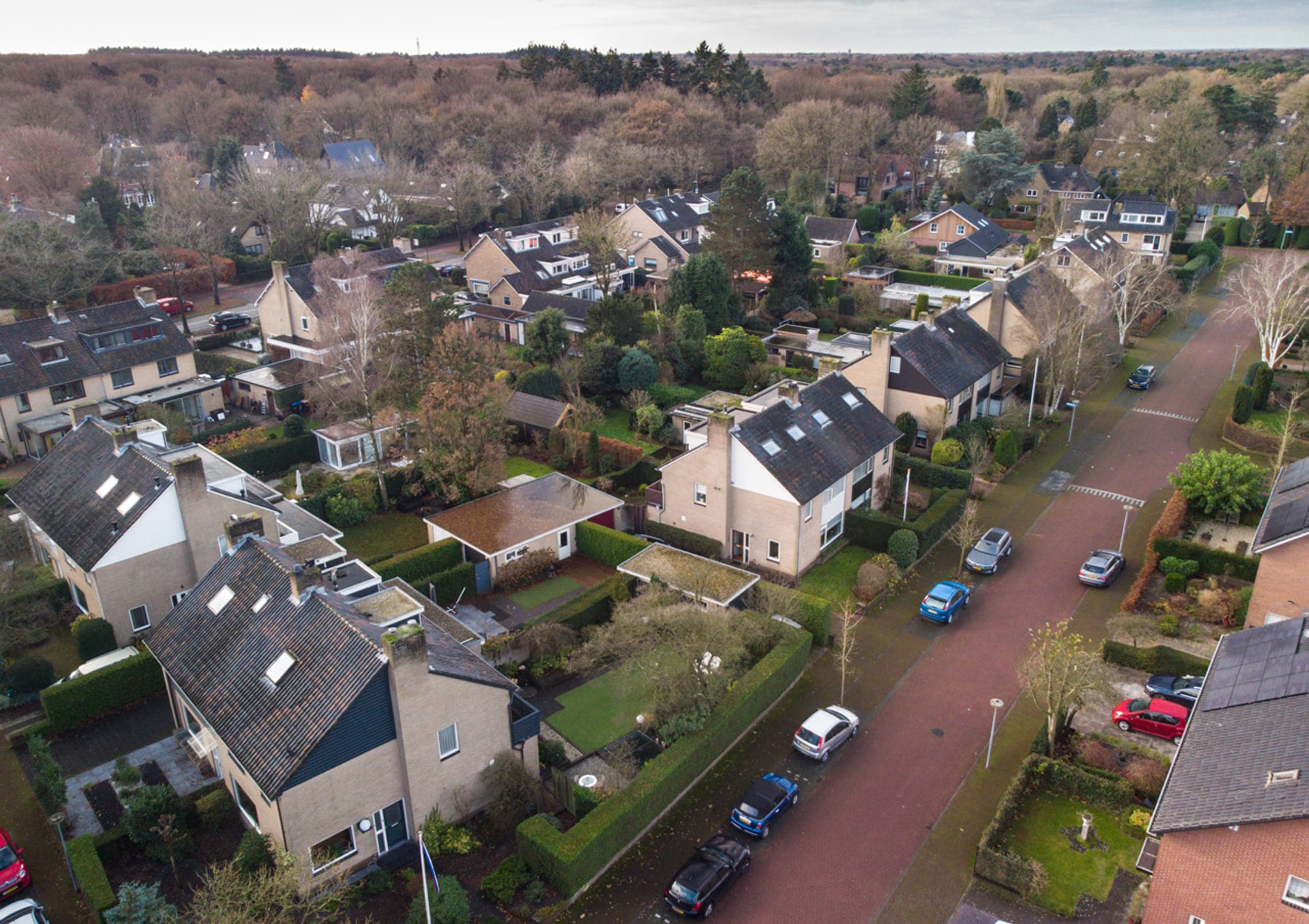 Drone, woonwijk, overzicht, minder omgeving.